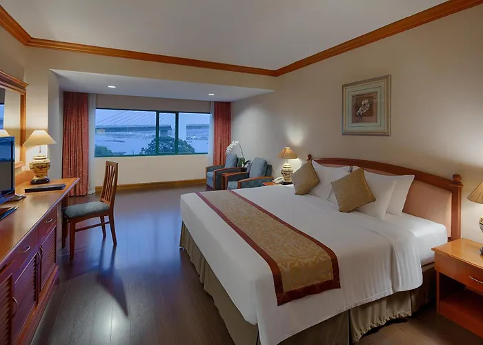 Halong Plaza Hotel