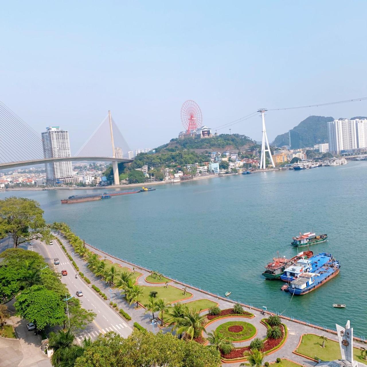 Halong Plaza Hotel 4*